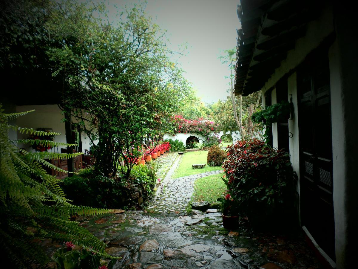 Hotel Hacienda Baza Tibana Exterior photo