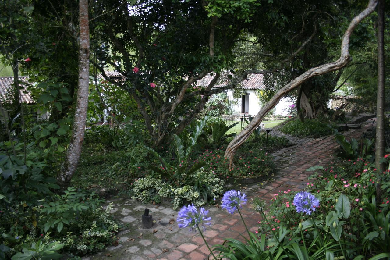 Hotel Hacienda Baza Tibana Exterior photo