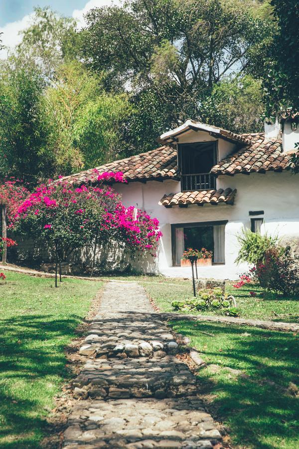 Hotel Hacienda Baza Tibana Exterior photo